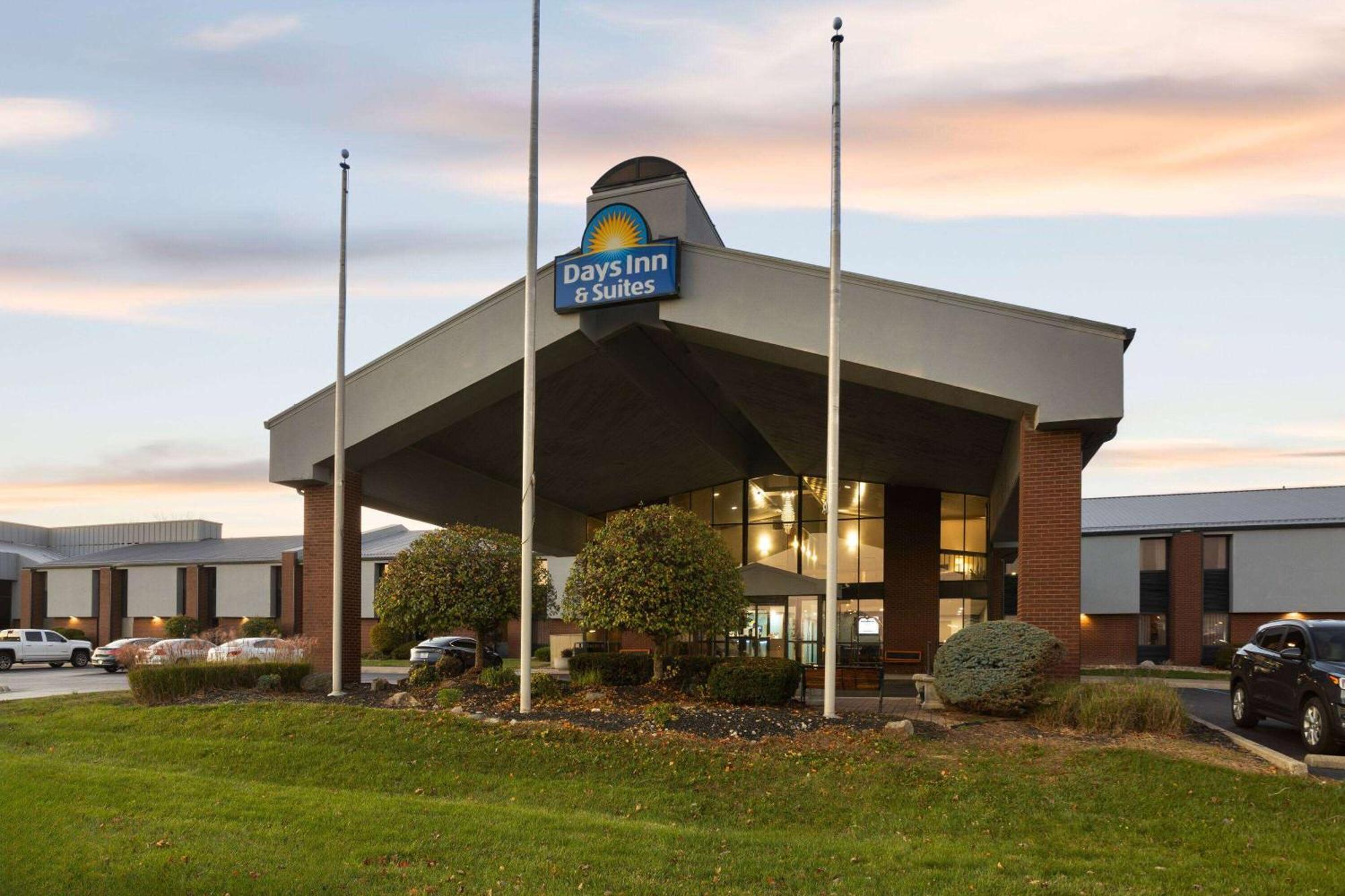Days Inn & Suites By Wyndham Northwest Indianápolis Exterior foto