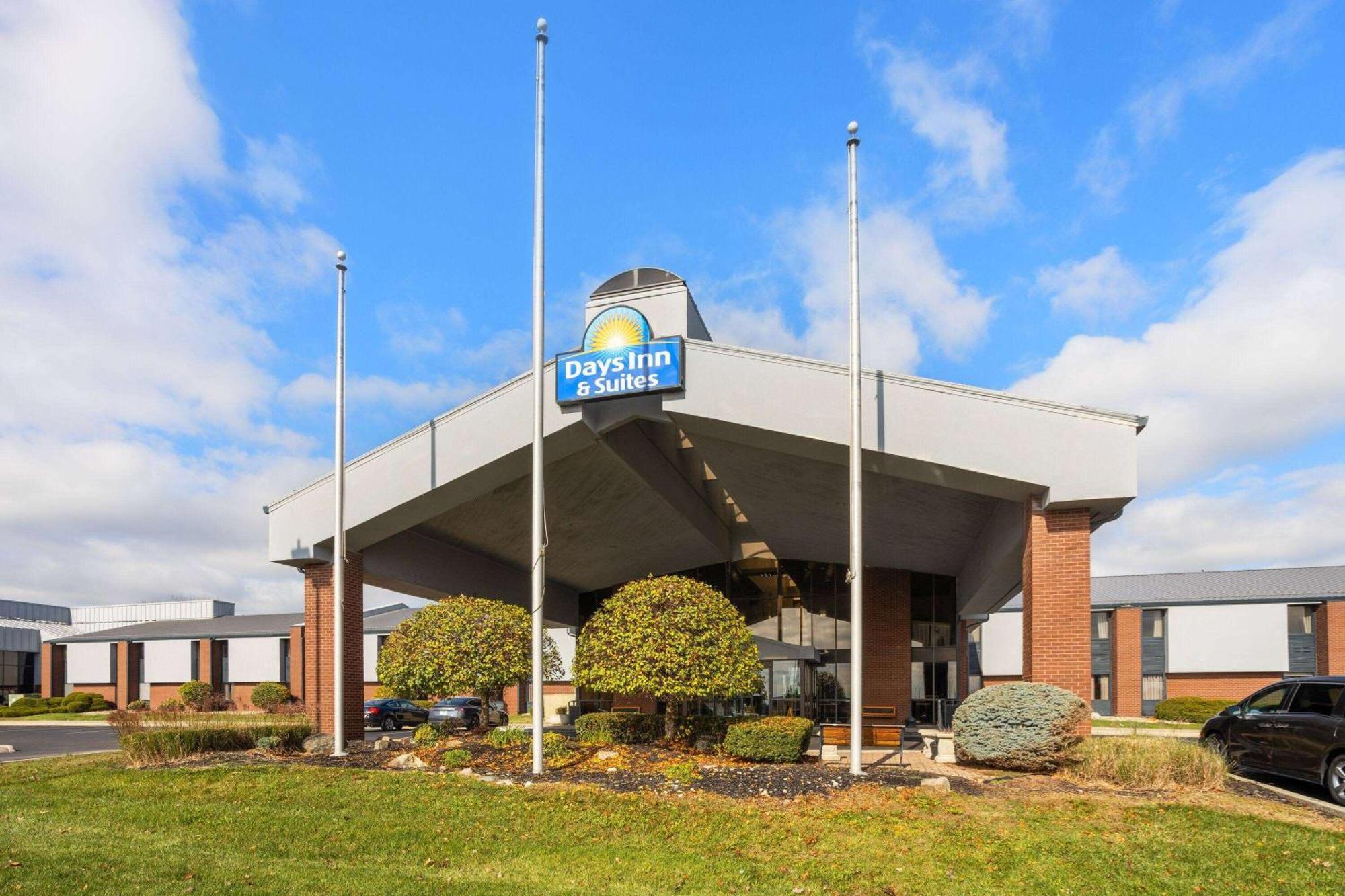 Days Inn & Suites By Wyndham Northwest Indianápolis Exterior foto